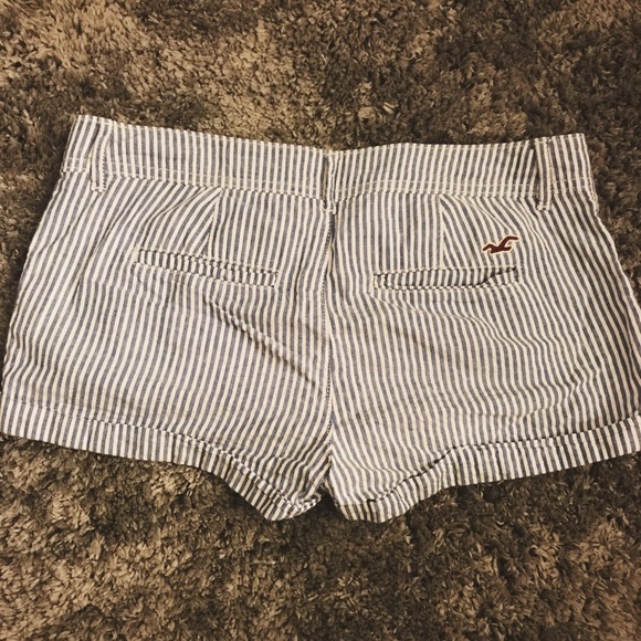 Hollister seersucker shorts. - Picture 2 of 2